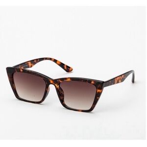 Leopard Print Retro Cateye Sunglasses